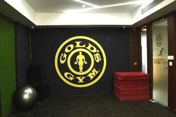 Gold's Gym Bandra